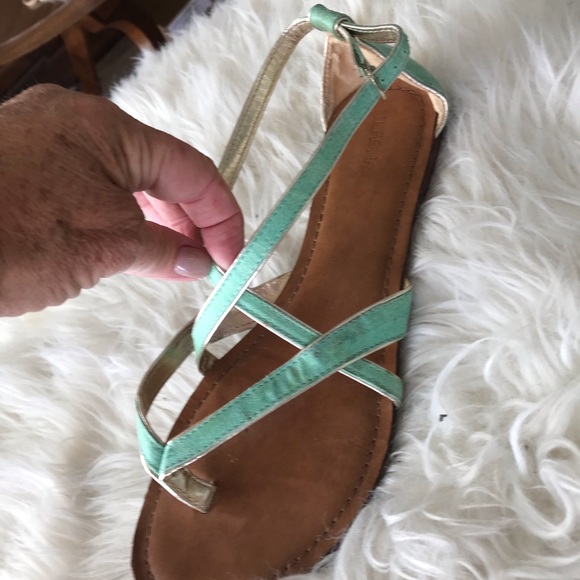 MERONA light green suede sandal - Picture 2 of 4
